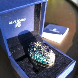 ❤️Authentic Swarovski crystal cocktail ring *Free shipping on listed price *